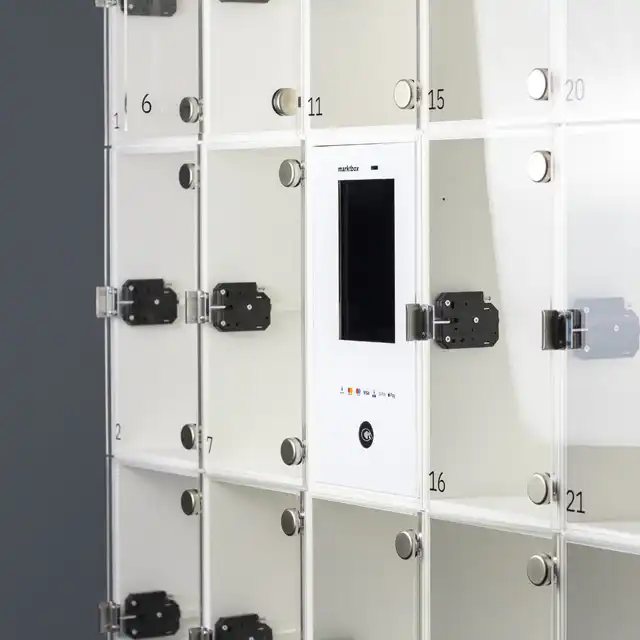 Vakken en touchscreen van de marktbox